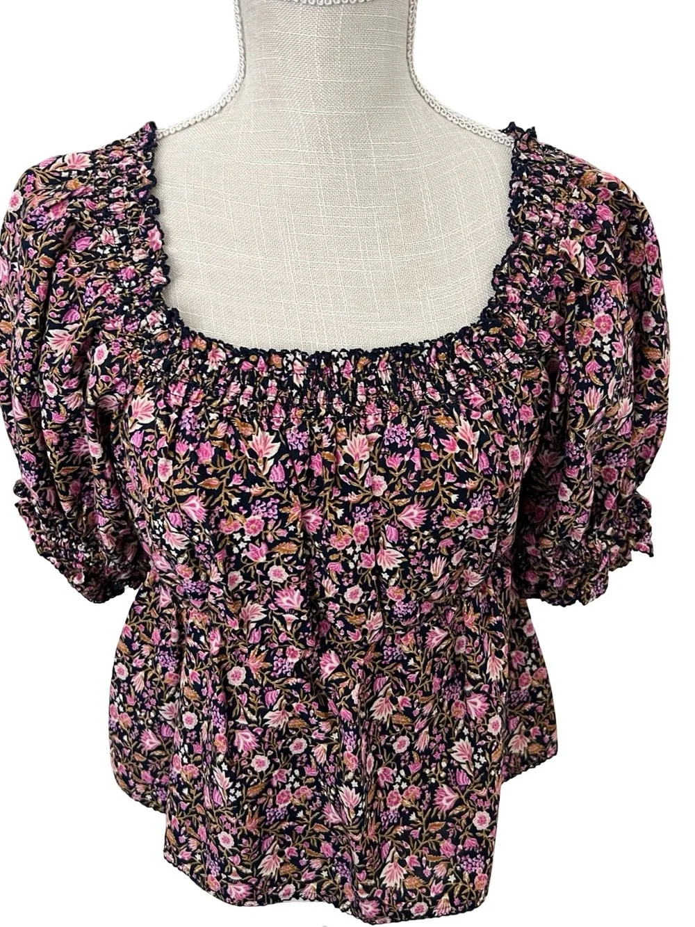 Old Navy Black Floral Square-Neck Smocked Peplum Top